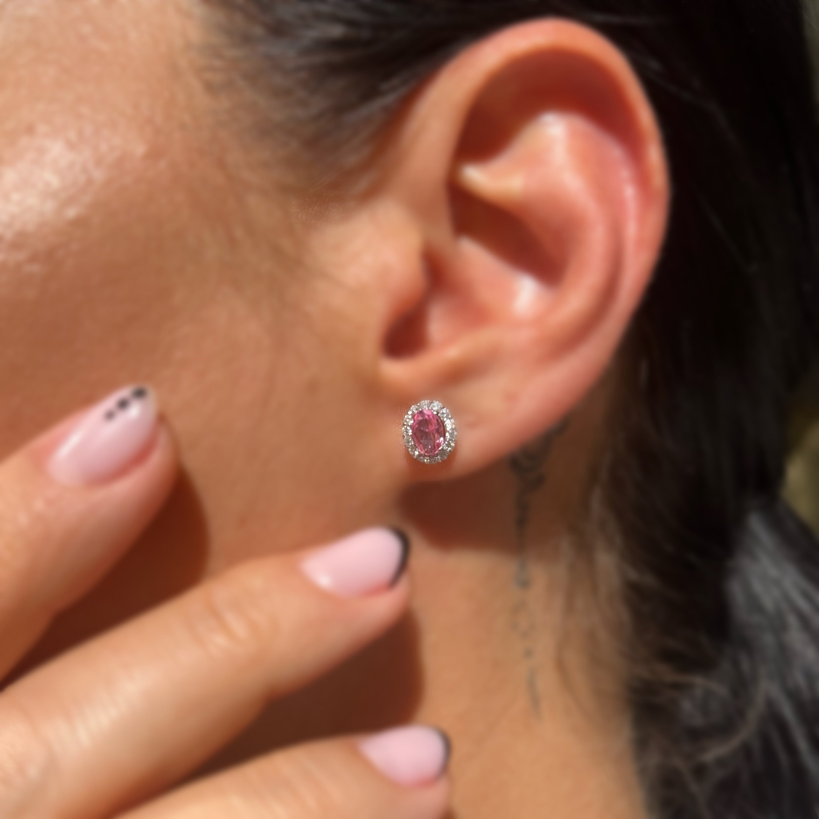 Обеци бяло злато с розови сапфири и диаманти 1.18 карата